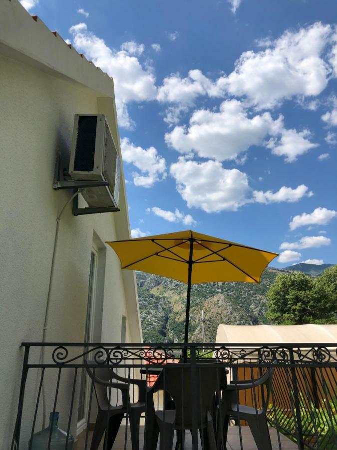 Apartman Nina2 Risan Dış mekan fotoğraf