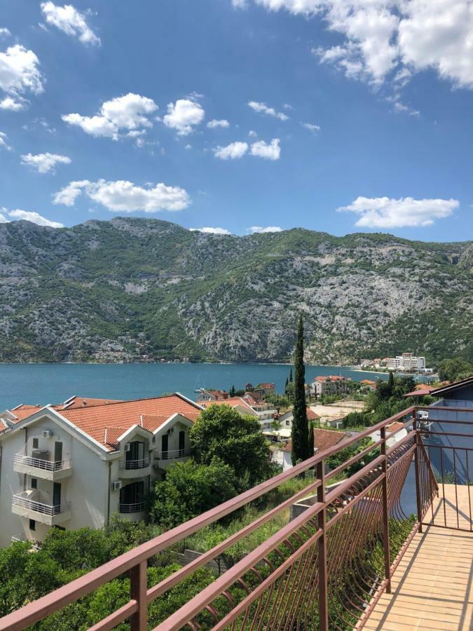 Apartman Nina2 Risan Dış mekan fotoğraf