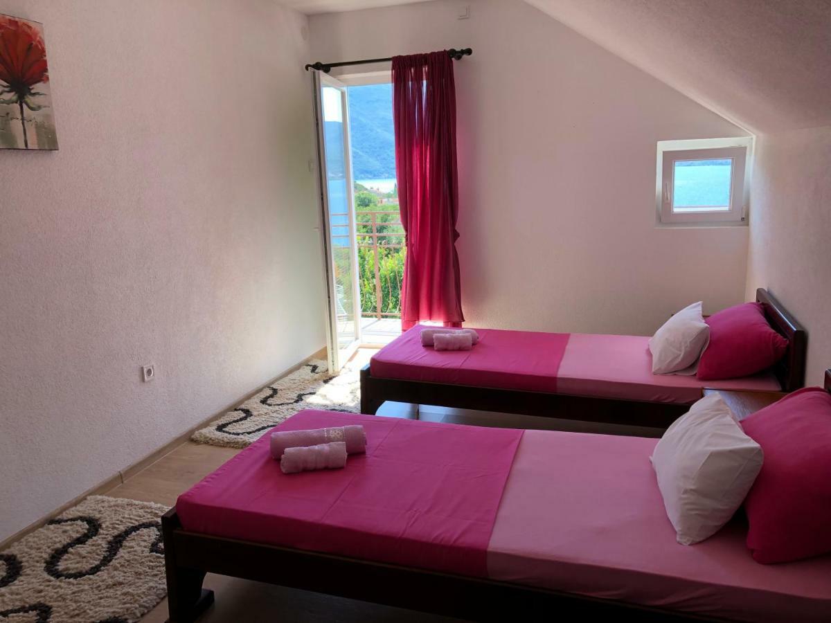 Apartman Nina2 Risan Dış mekan fotoğraf