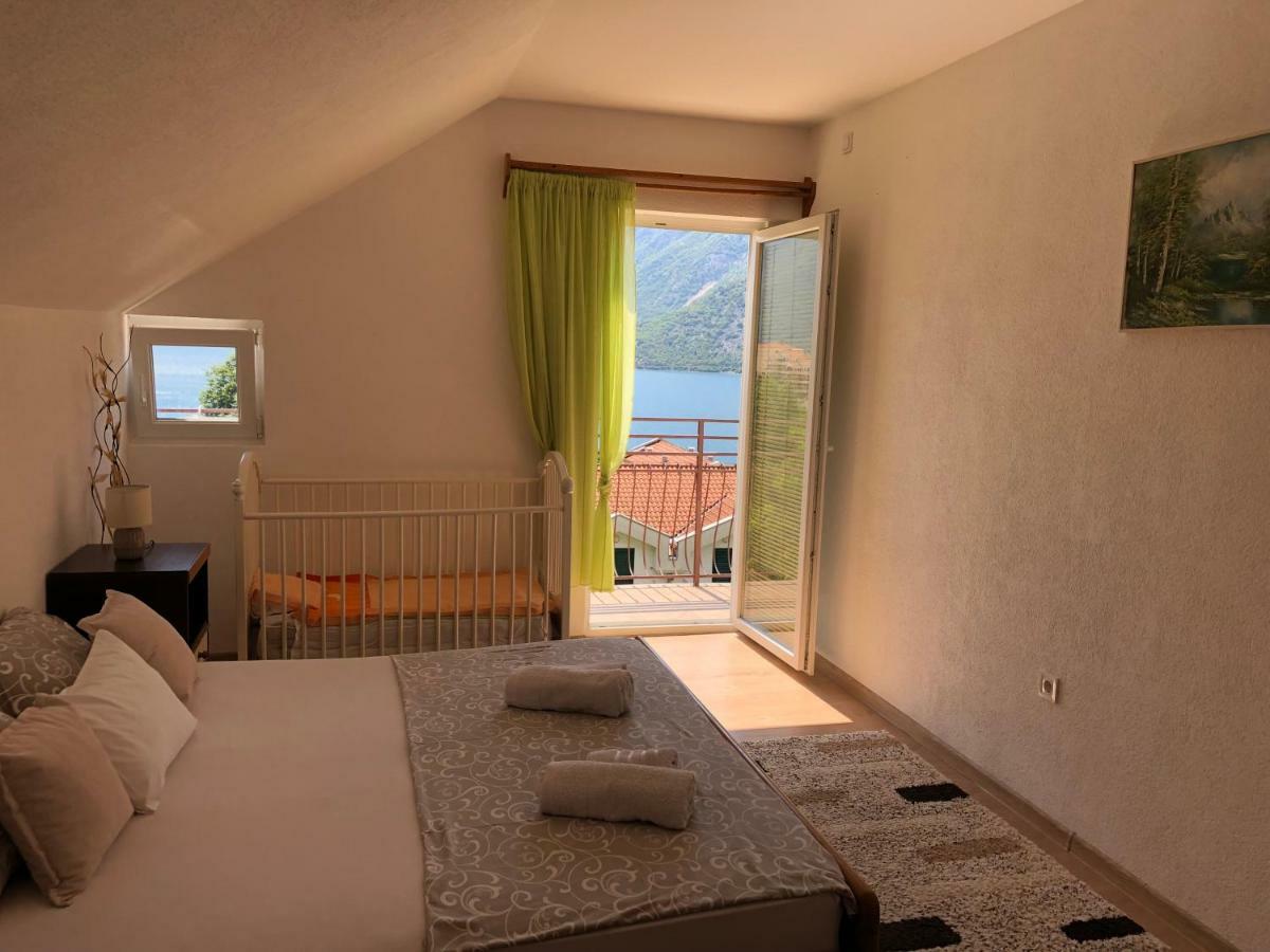 Apartman Nina2 Risan Dış mekan fotoğraf